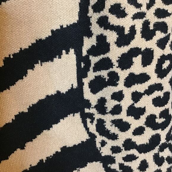 Rehab Lab Women Lrg Animal Print body con Knit Mini Cowl Neck Dolman SL EUC p - Picture 4 of 10